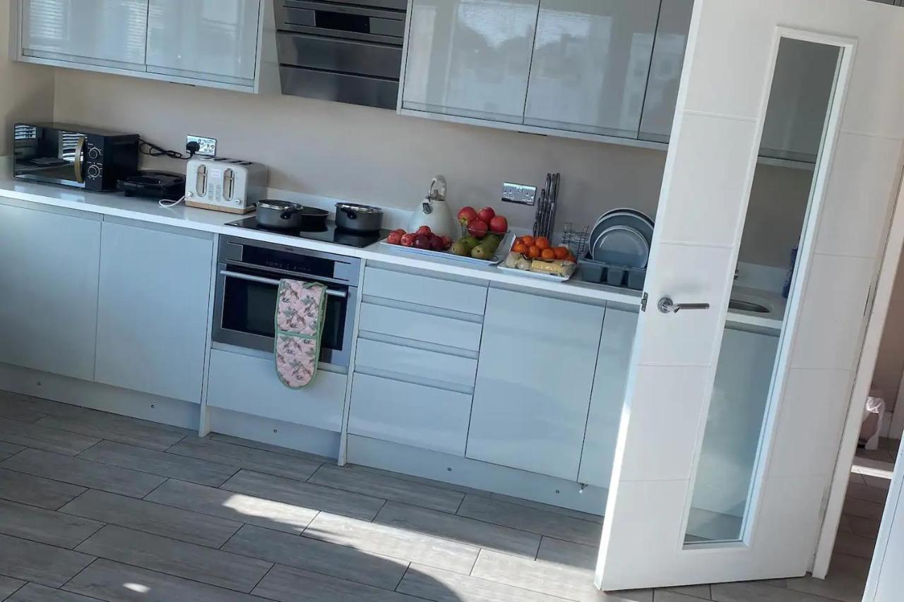 Beautiful Apartment Very Close To The Beach Brighton Luaran gambar